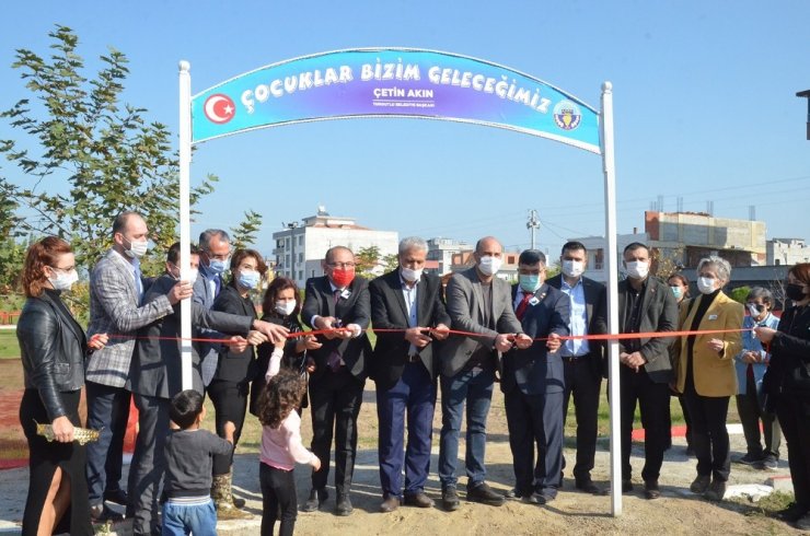 Atatürk anısına 82 fidan dikildi