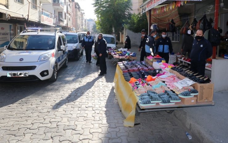 Zabıtadan yol ve kaldırım işgali denetimi