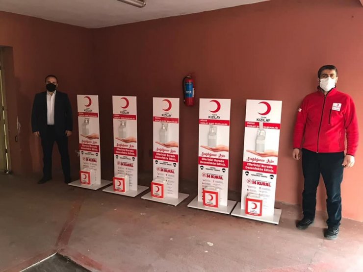 Kızılay’dan Emniyet ve Adliyeye dezenfektan desteği