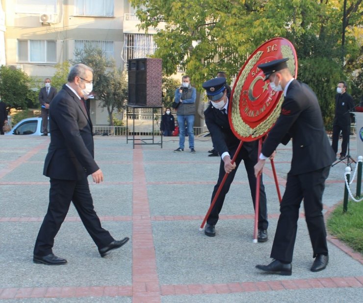 Manisa’nın ilçelerinde de hayat 09.05’te durdu