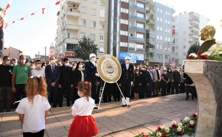 Toroslar Belediye personeli Ata’yı andı