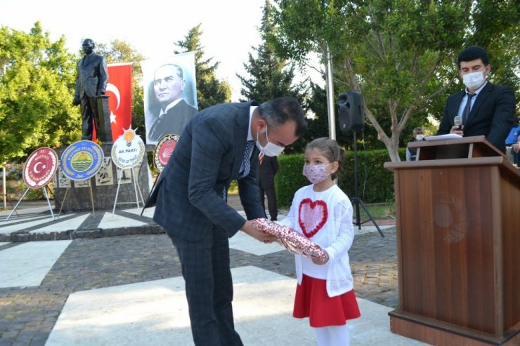 Atatürk, Bozyazı’da törenle anıldı