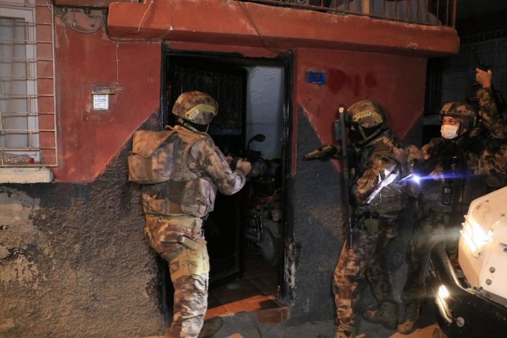 Şafak vakti organize suç örgütüne operasyon