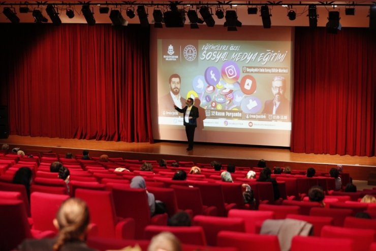 Başakşehirli öğretmenler sosyal medya öğreniyor