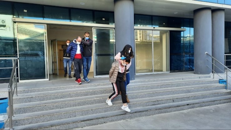 Bursa’da 12 uyuşturucu taciri yakalandı
