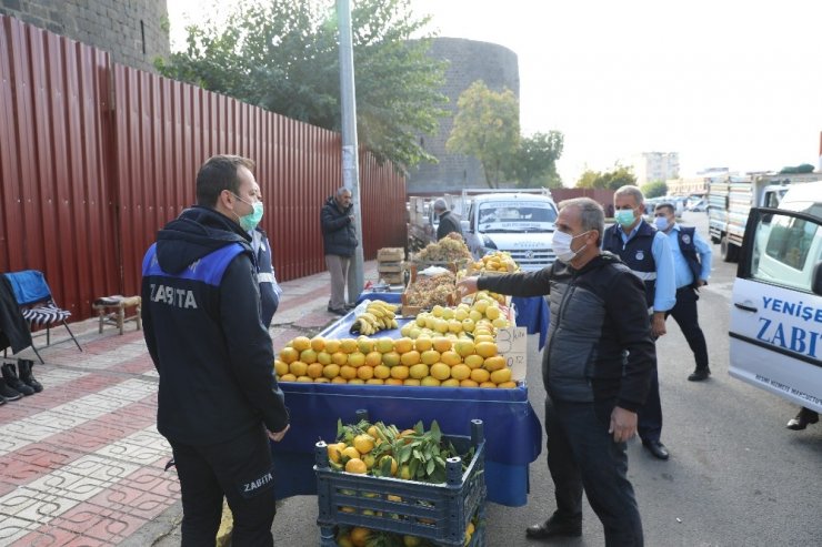 Diyarbakır’da zabıta ekipleri yol ve kaldırım işgaline son verdi