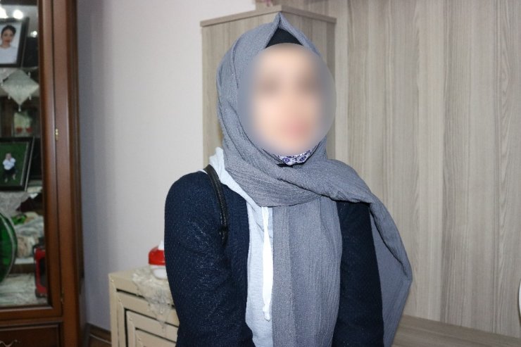 Sığınma evindeki arkadaşını evine aldı, kadın ve sevgilisi tarafından soyulduğunu iddia etti