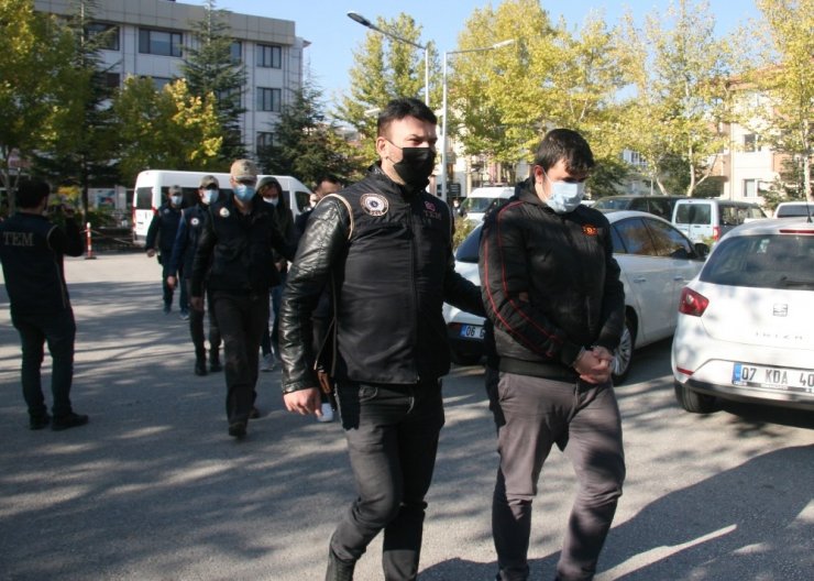 FETÖ operasyonunda GATA’dan atılan 4 tıp öğrencisi yakalandı