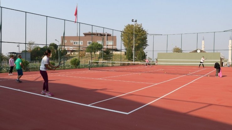 Gençlik ve Spor Bakanlığından Manisa’ya modern tenis kortları