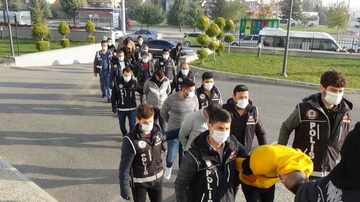 Karaman’da silah ve uyuşturucudan 9 kişi adliyeye sevk edildi