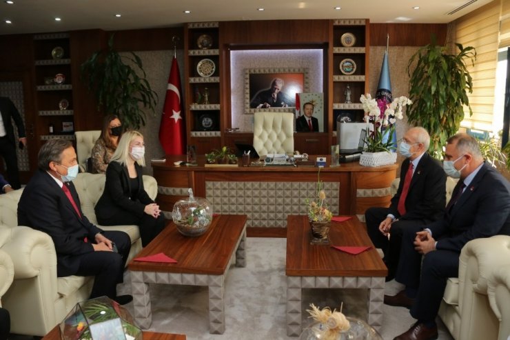 CHP Genel Başkanı Kemal Kılıçdaroğlu Akdeniz Üniversitesi’ne Teşekkür Etti