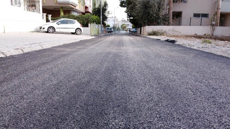 Tarsus’ta son bir yılda 144 kilometre yol asfaltlandı