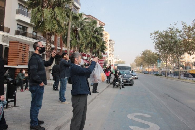 Film seyreder gibi yıkımı izlediler