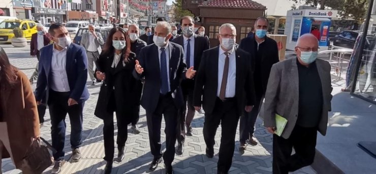CHP Heyeti Beypazarı’nda vatandaşlarla bir araya geldi