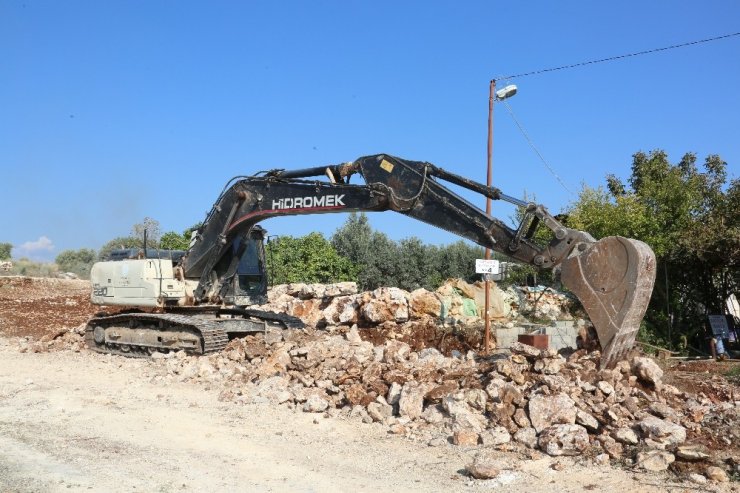 Erdemli’de yeni yollar açılıyor