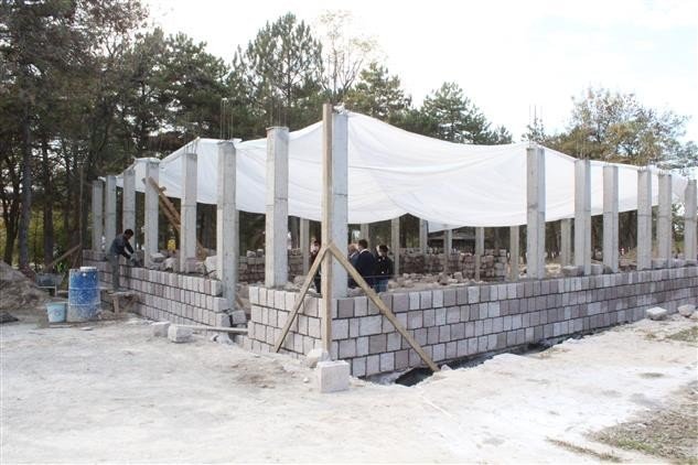 Ertuğrul Gazi Mescidi ile Dar-ül Kurra inşaatı son sürat devam ediyor