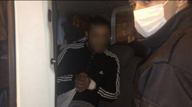 Kapıyı açmayan eski sevgilisinin evini kundakladı