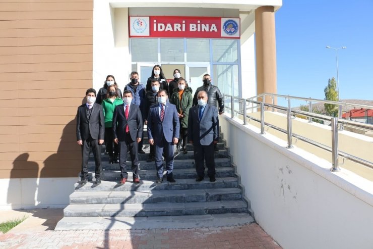 Kabakcı’dan Pınarbaşı ve Sarız ilçelerine ziyaret