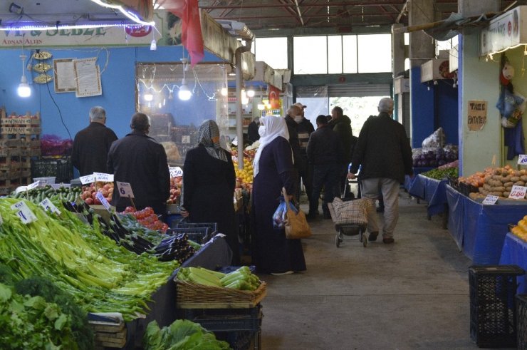Kapalı pazar esnafı HES kodu uygulaması istiyor