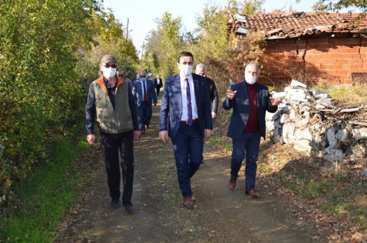 Kaymakam Tuncer, köylülerin dertlerini dinledi