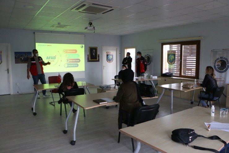 Kartal Belediyesi’nden ailelere ‘Afet Bilinçlendirme Eğitimi’