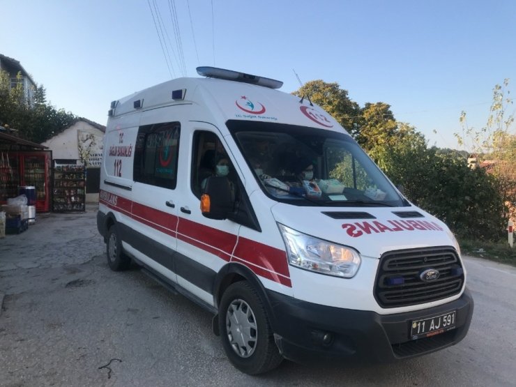 Yola fırlayan 6 yaşındaki çocuğa araba çarptı