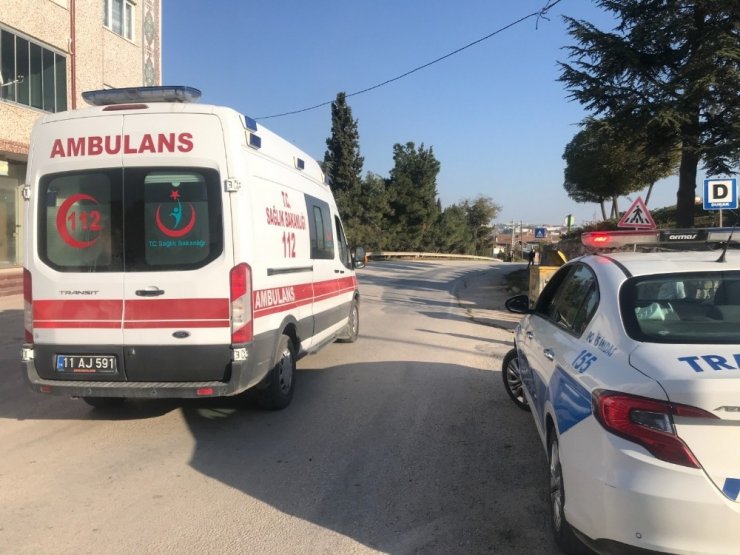 Yola fırlayan 6 yaşındaki çocuğa araba çarptı