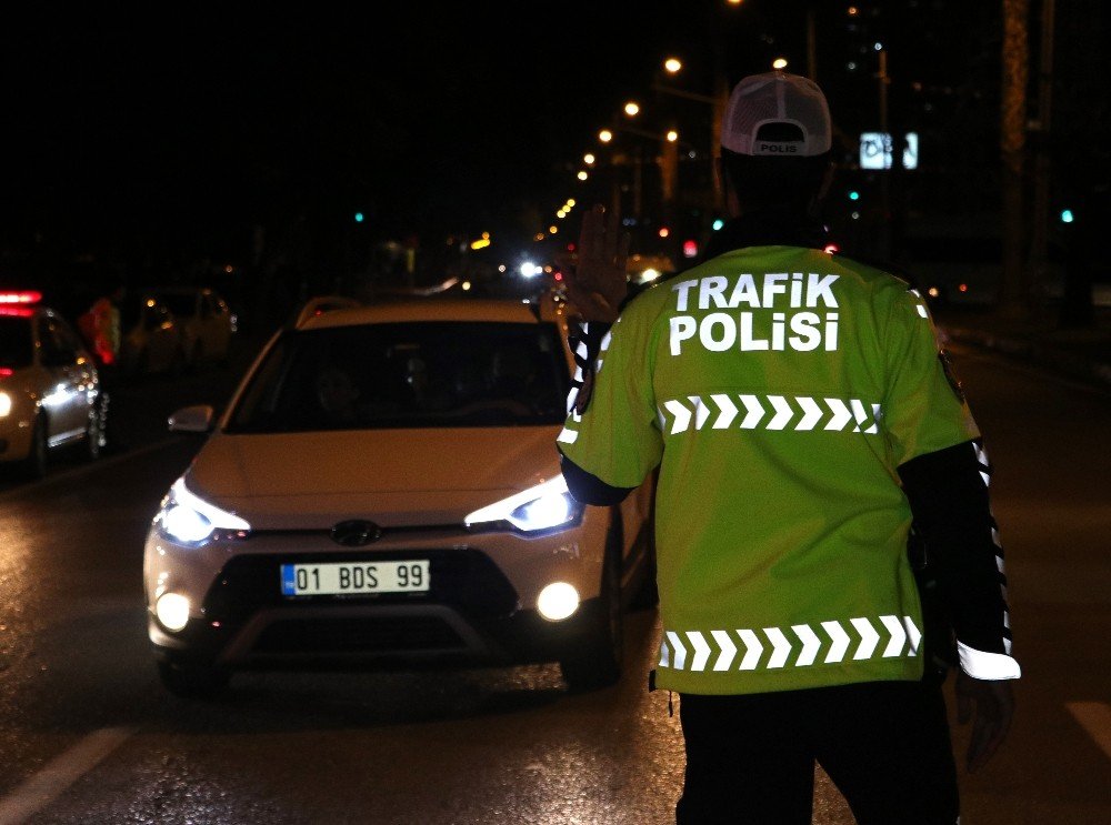 Adana’da 2 bin 28 polisle hava destekli operasyon!