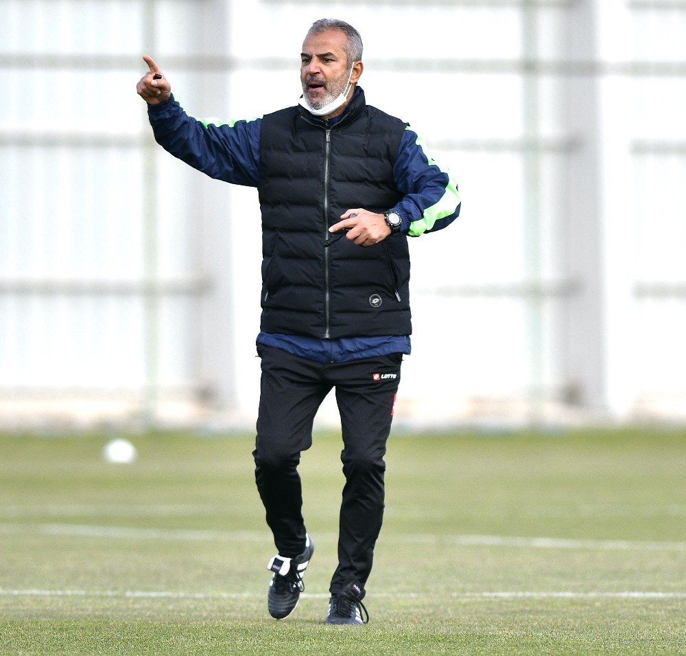 Konyaspor'da Kasımpaşa hazırlıkları