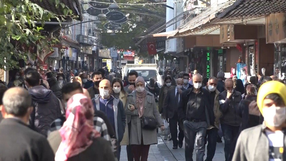 Gaziantep'te koronavirüs kısıtlamalarına uymayan kişiler devletin kasasını doldurdu