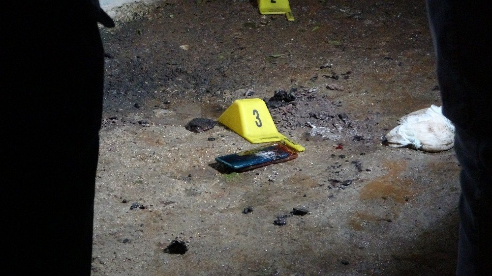 Yol verme kavgasında silahlar konuştu! 2 yaralı