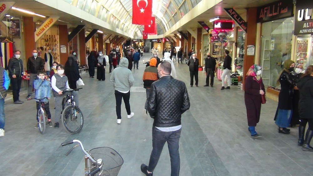 Tırnakçılar çarşıyı sokağa döktü! Çocukların da bulunduğu 10 kişi yakalandı