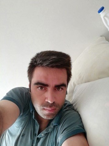 Boşanmak istedi boğazı kesildi! 30 yaşındaki anne çocuklarının gözü önünde öldürülmek istendi