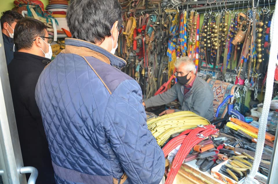 AK Parti Karapınar'da esnafı ziyaret etti