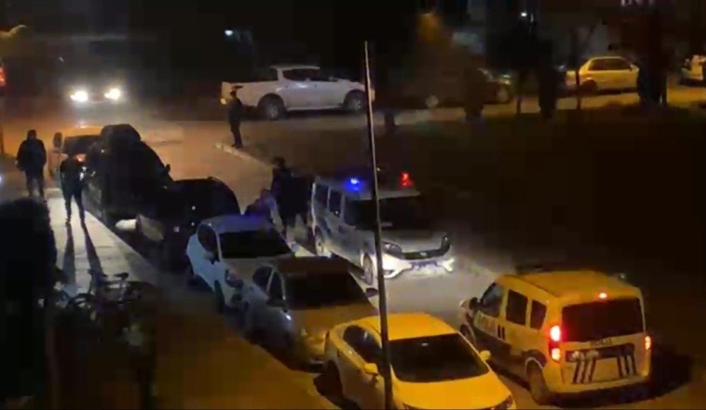 Kısıtlama saatlerinde alacak verecek kavgası! 5 gözaltı