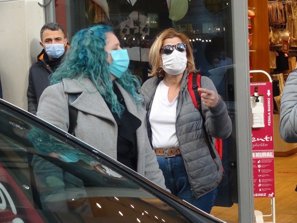 Maske cezasından kaçmak için 'Şov yapıyorsunuz' dedi