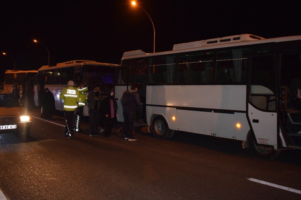 Viyadükte 3 işçi servisi zincirleme kaza yaptı! 4 yaralı