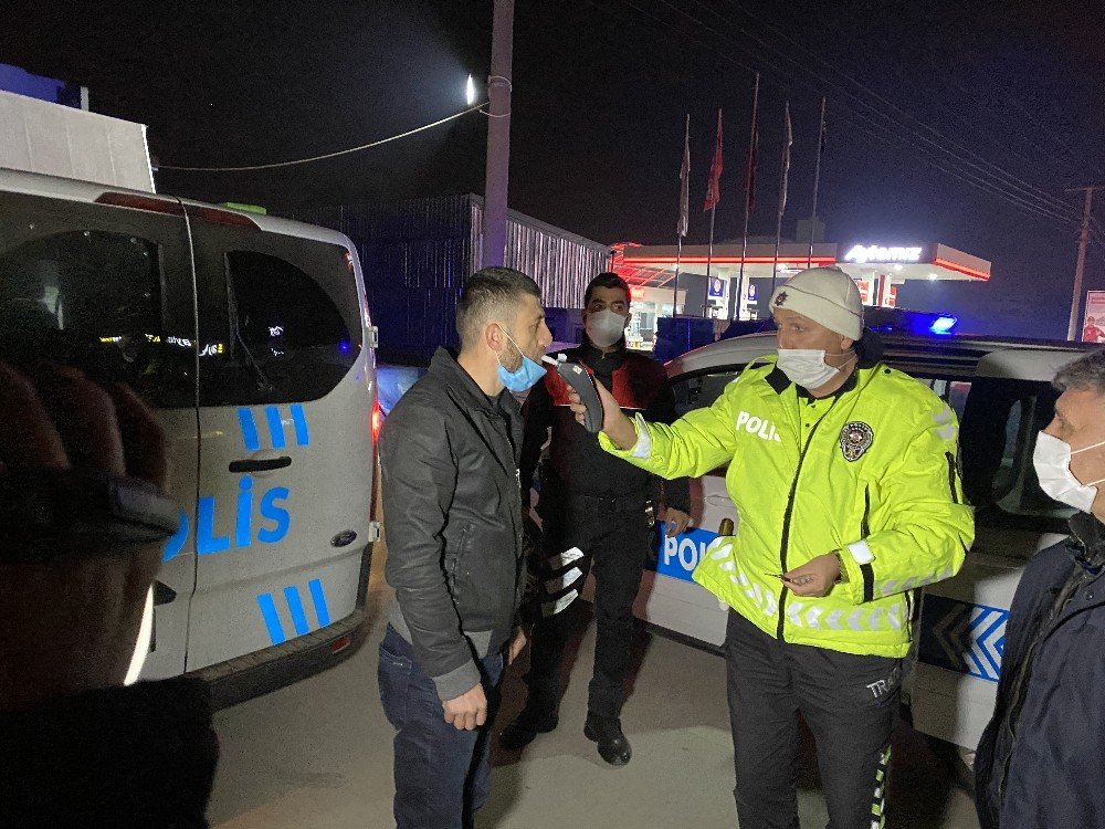 Kısıtlamada sokağa çıktılar! ‘Hastaneye gidiyoruz’ deseler de ceza yazıldı