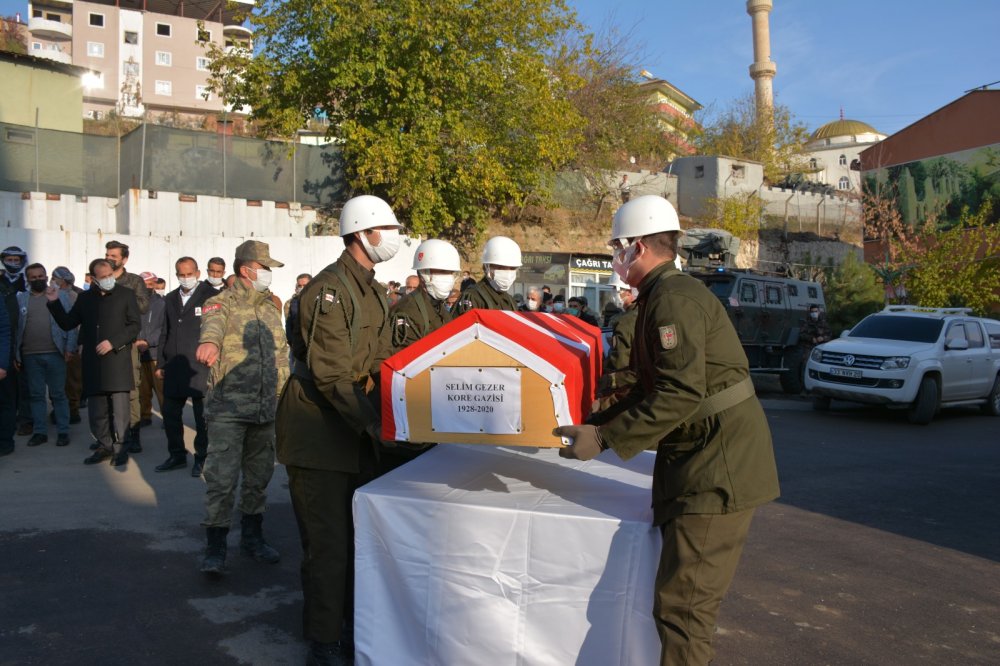 Koronavirüse yenilen Kore gazisi Hakk'a uğurlandı