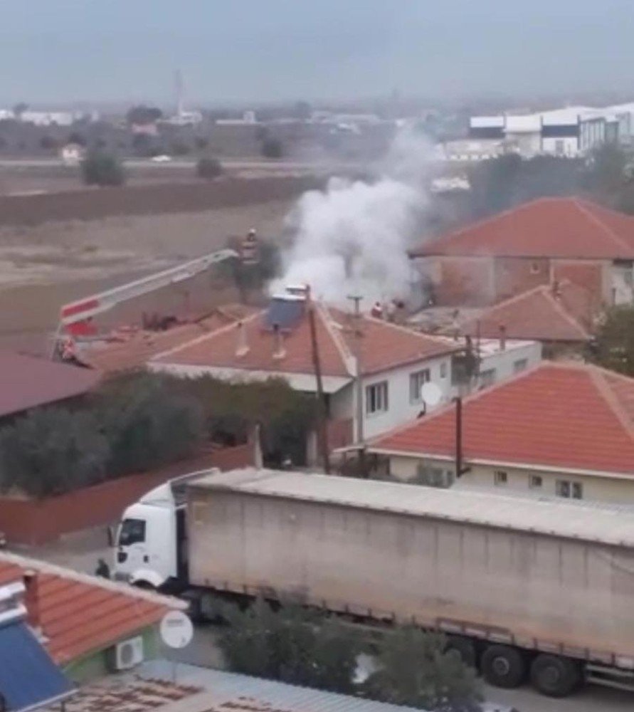 Tek katlı evde çıkan yangında 86 yaşındaki kadın hayatını kaybetti