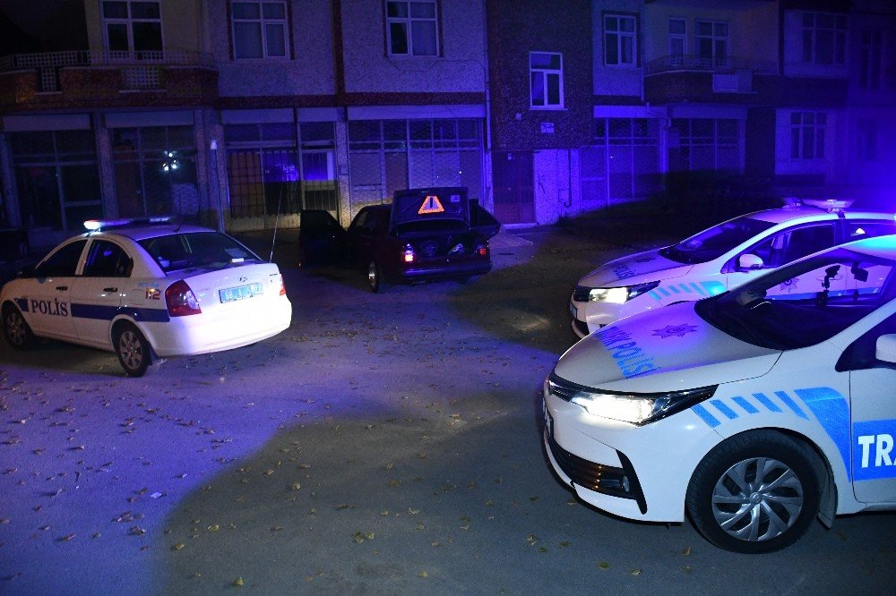 'Dur' ihtarına uymayan sürücü aracını bırakıp kaçtı