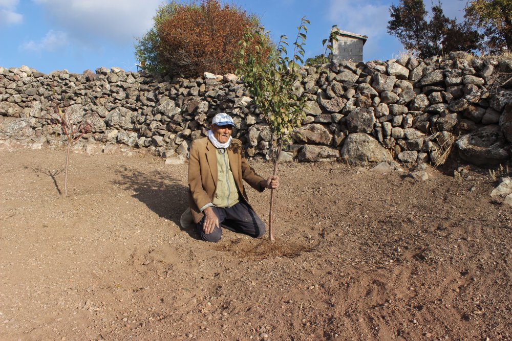 Konyalı Aşır dede 75 yıldır 100 torununa örnek oluyor