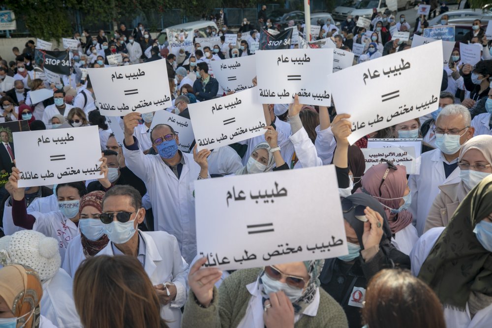 Tüm dünyada meslektaşları izin bile yapamazken o doktorlar genel greve gitti