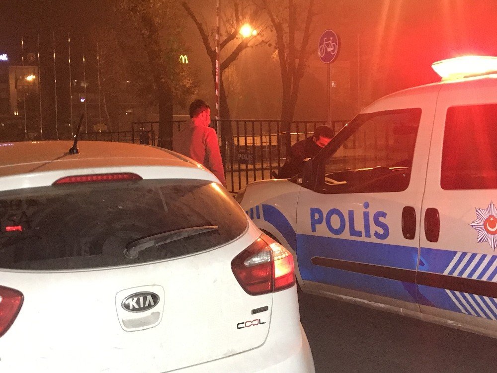 Düzce'de koronavirüs tedbirleri sokak kısıtlamasına bir günde 2 kez yakalandı