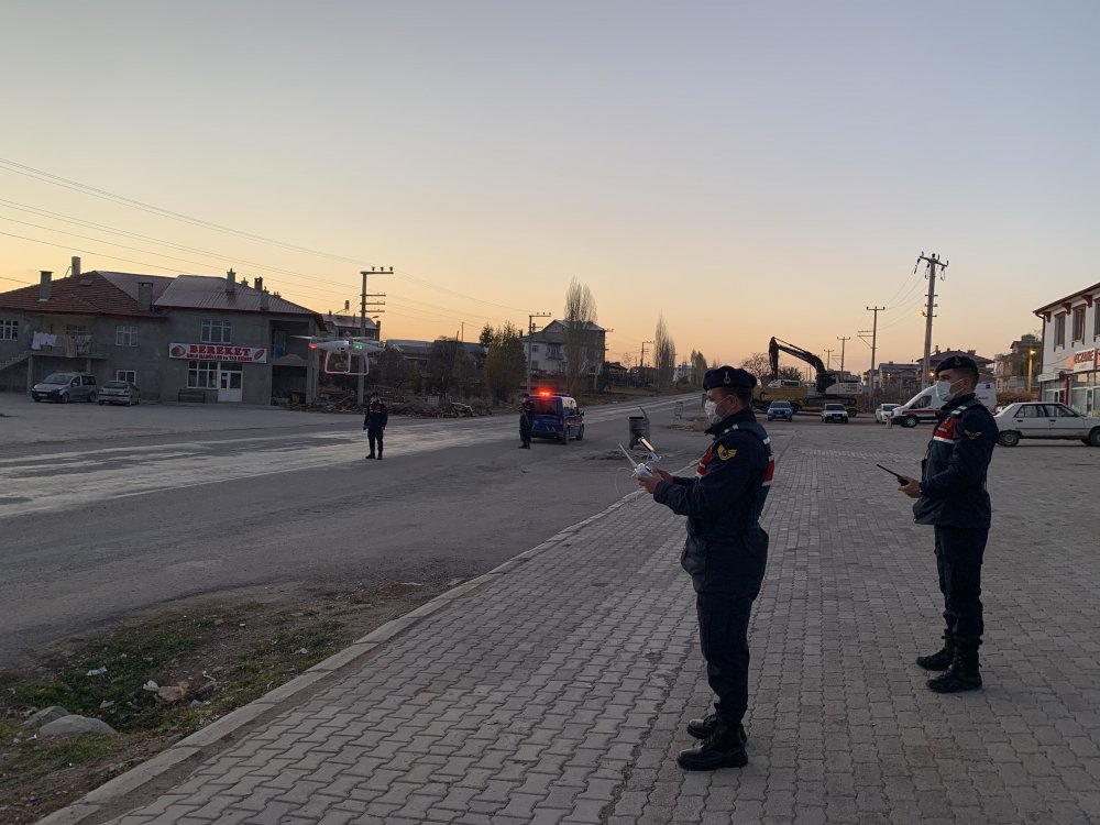 Konya Bozkır'da sokağa çıkma kısıtlaması drone ile denetleniyor