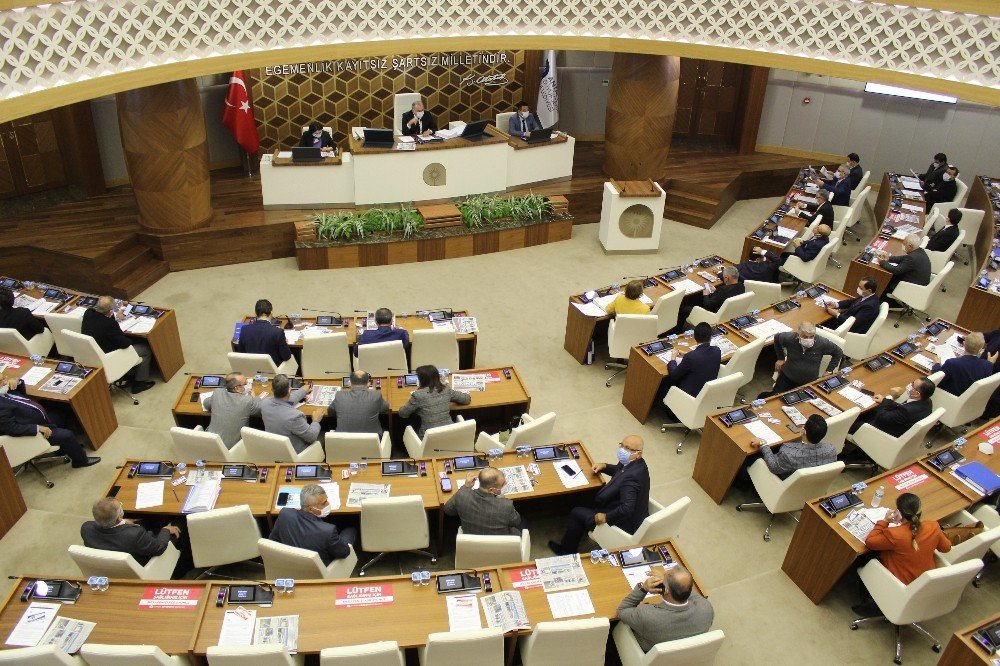 Antalya Büyükşehir Belediyesi toplantısında resmen açıklandı! Muhittin Böcek ne zaman dönüyor?