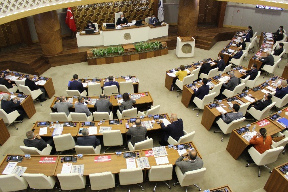 Antalya Büyükşehir Belediyesi toplantısında resmen açıklandı! Muhittin Böcek ne zaman dönüyor?