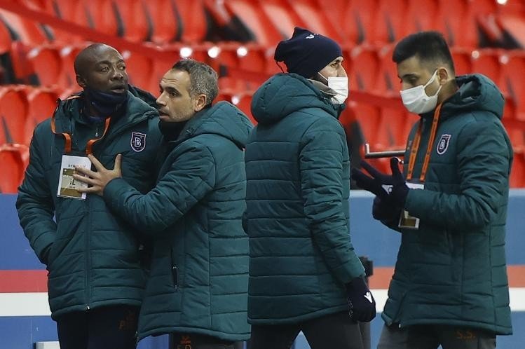 Paris Saint Germain - Başakşehir maçı ertelendi!