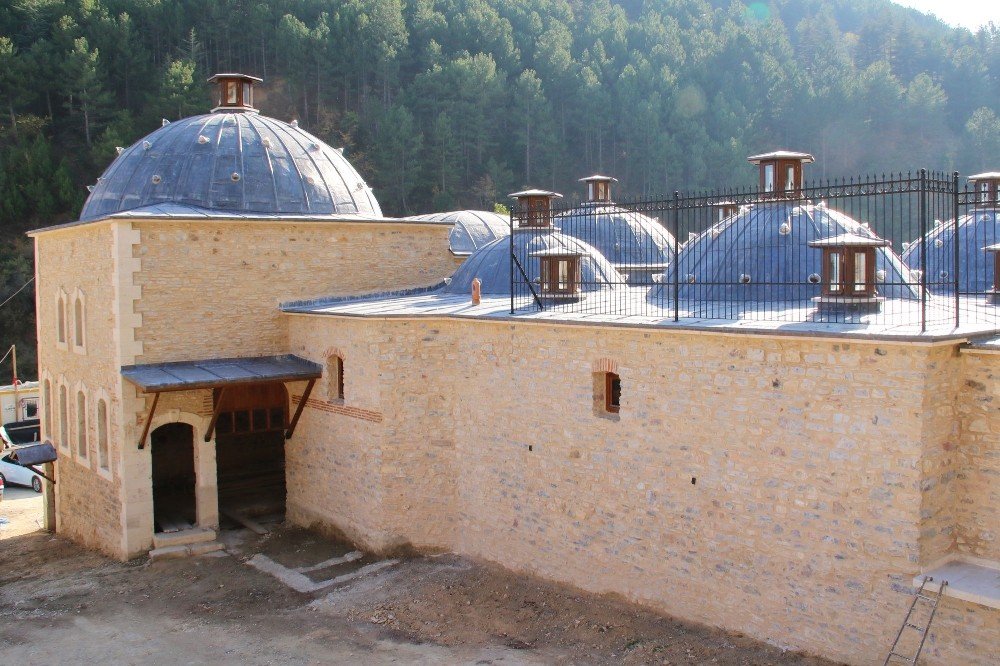 Konya'da harabe haldeki tarihi hamamın restorasyonunda sona gelindi