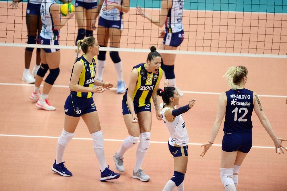 Fenerbahçe Imoco Conegliano’ya 3-0 mağlup oldu